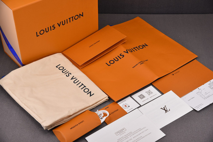 l&v snekaers l0000128