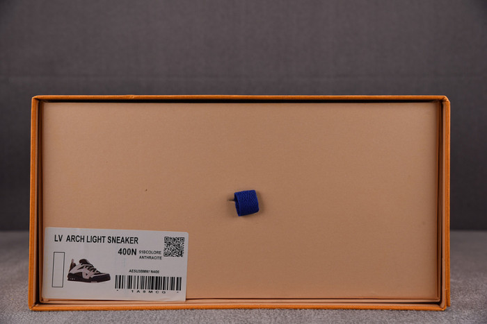 l&v snekaers l0000139