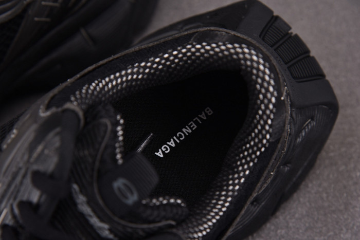 sneaker track 4000218