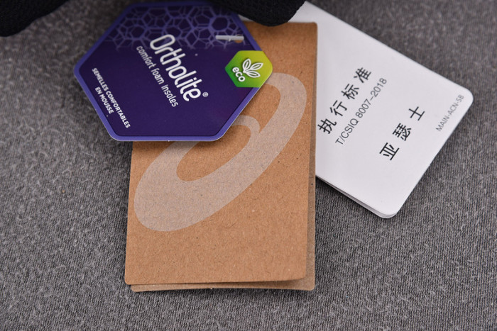 As*ic*s gel-kayano 14 1201a019-103