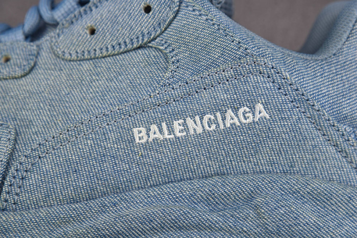 triples trainer sneakers 2000070