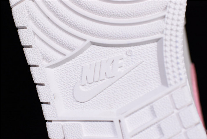 nike air jordan 1 retro high soh womens four lace options 555112 -035