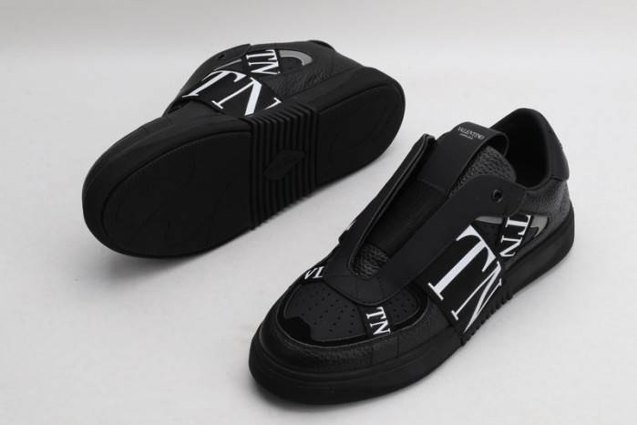 v*lentino sneakers vt000001