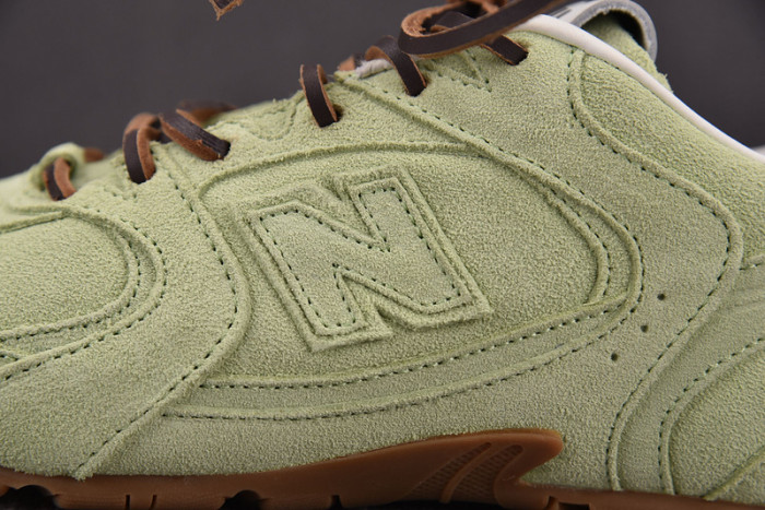 New Balance x MIU MIU NB530 NB000049