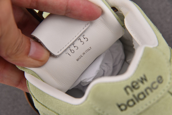 New Balance x MIU MIU NB530 NB000049