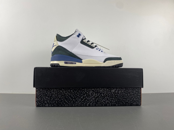 Air Jordan 3 Retro OG SP Diffused Blue HV8571-100