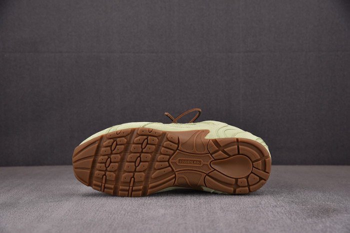 New Balance x MIU MIU NB530 NB000049