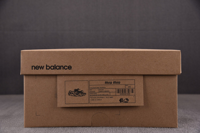 New Balance x MIU MIU NB530 NB000049