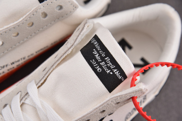 OFW Sneakers OW10050