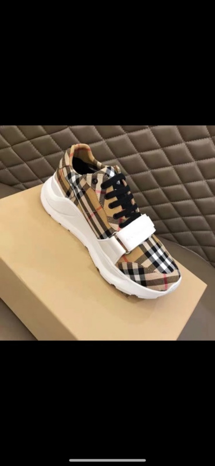burber*y sneakers b000008