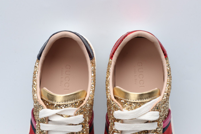 G*u*i* trainer sneaker74