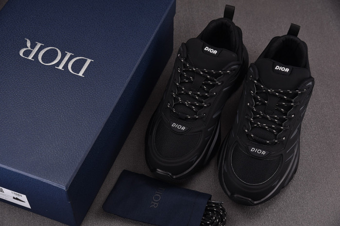 D1OR SNEAKERS B44 T0000-236