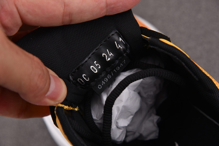 D1OR SNEAKERS B44 T0000-243