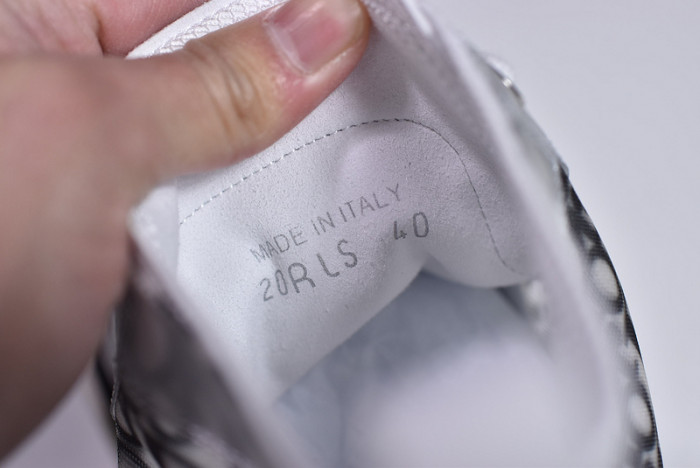 b23 oblique high top sneakers white t004801-1069