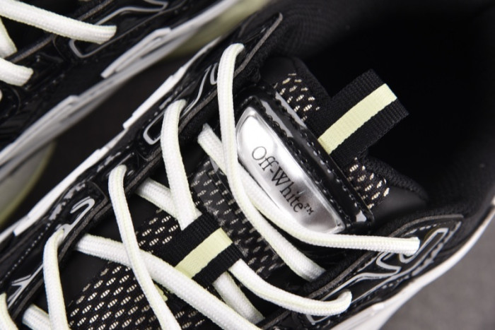 OFW Be Right Back BRB000018