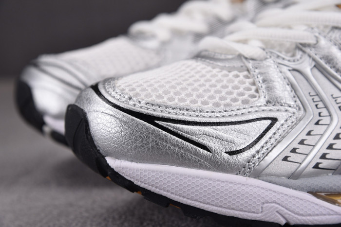 As*ic*s gel-kayano 14 1201a019-102