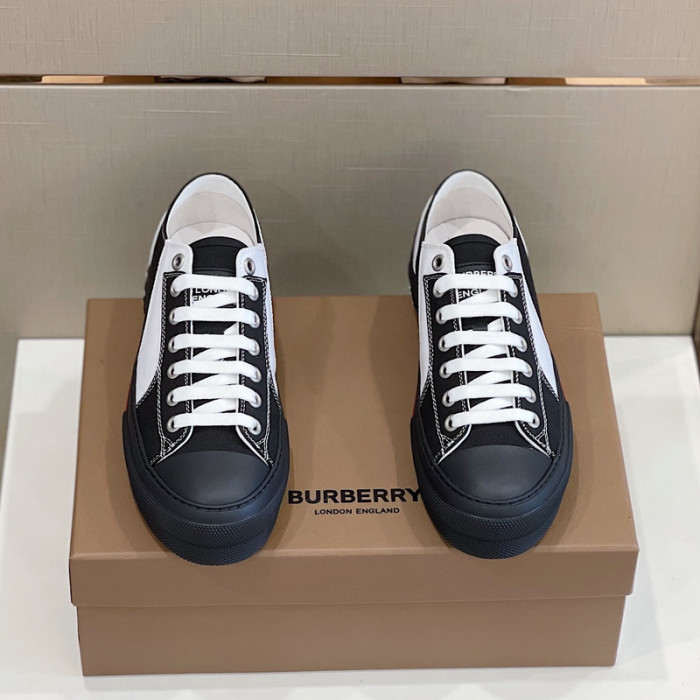 burber*y sneakers b000016