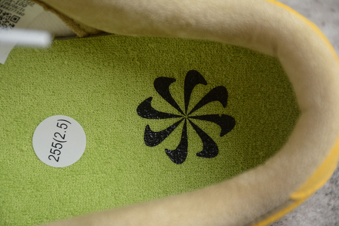 nike dunk low "sun club" dv1681-100