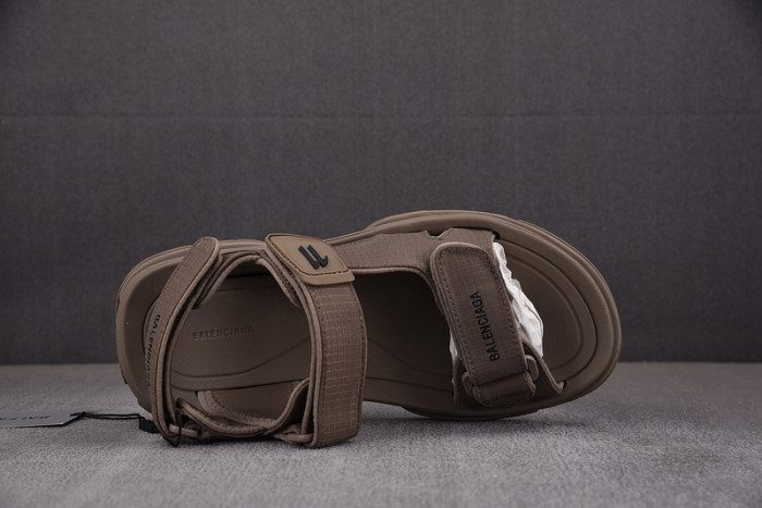 balenciag* sandal 45