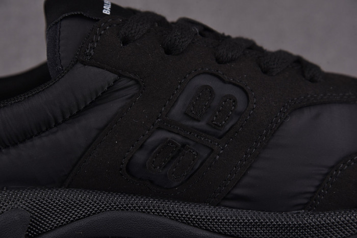 triples trainer sneakers 2000058