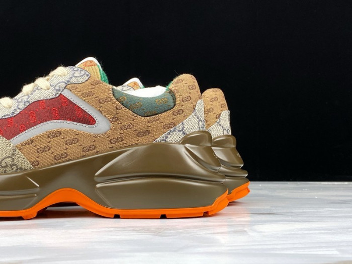 g*u*i rhyton vintage trainer sneaker 576969 drw00 9522